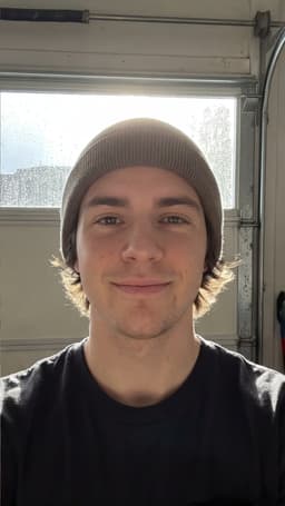 AI actor - casual male presenter